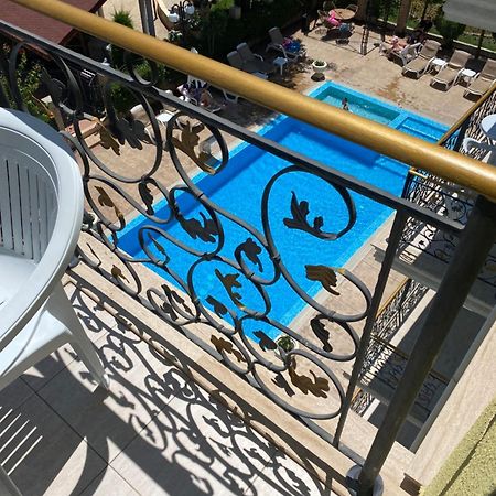 Апартамент На Солнечном Берегу Sunny Beach Exterior photo